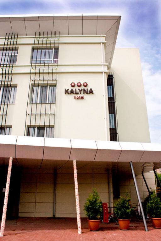 Hotel Kalyna Charkiw Exterior foto