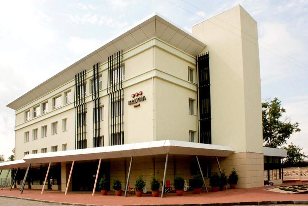 Hotel Kalyna Charkiw Exterior foto